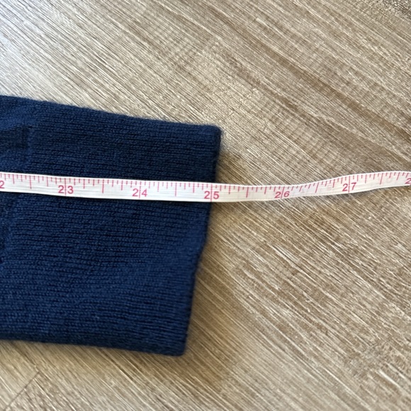 Banana Republic 100% Merino Wool Navy Grey Striped Sweater Preppy Size M - Picture 9 of 10